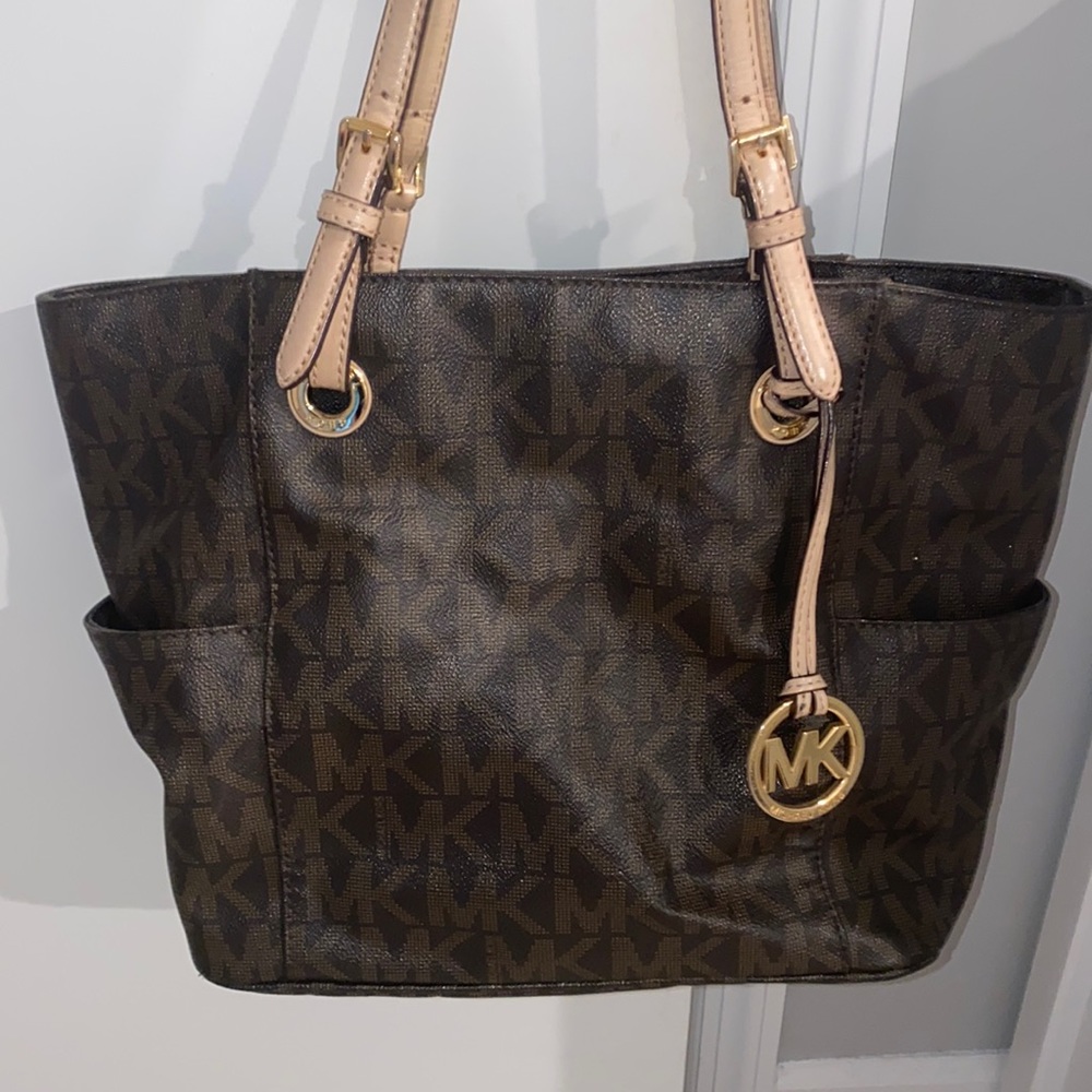 Women’s Designer Michael Kors Purse